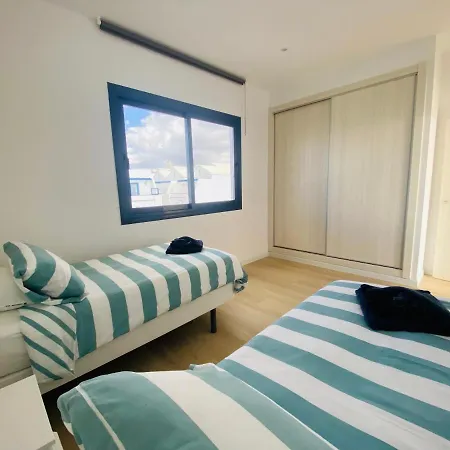 Lägenhet Atlantico Plaza 8a - 3 Beds - 2 Baths Puerto del Carmen (Lanzarote)